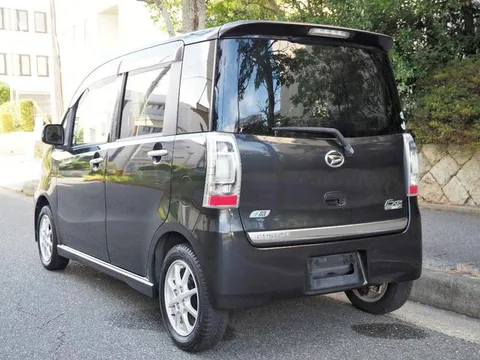 Daihatsu Tanto Exe