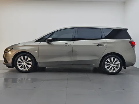 Buick GL6