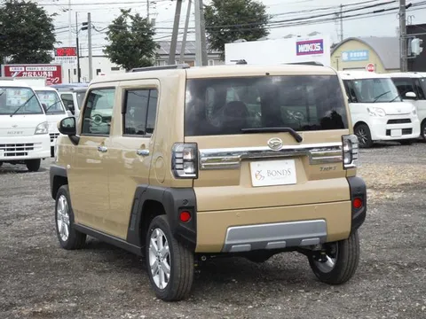 Daihatsu Taft