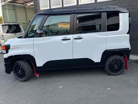 Mitsubishi Delica Mini