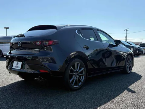 Mazda MAZDA3 Fastback
