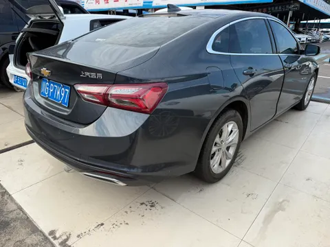 Chevrolet Malibu XL