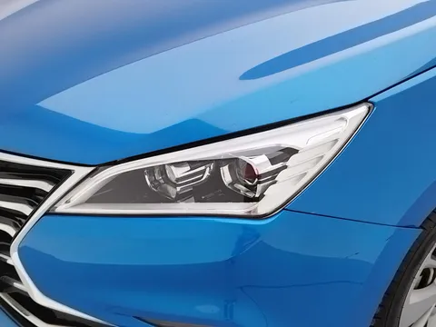 Changan Eado DT
