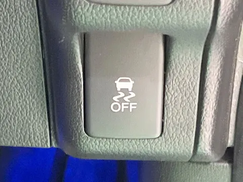 Honda N-BOX Slash