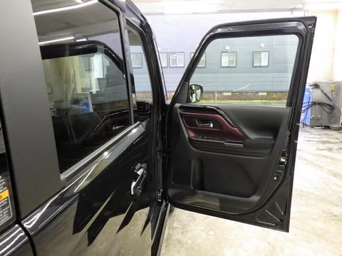 Suzuki Spacia Custom