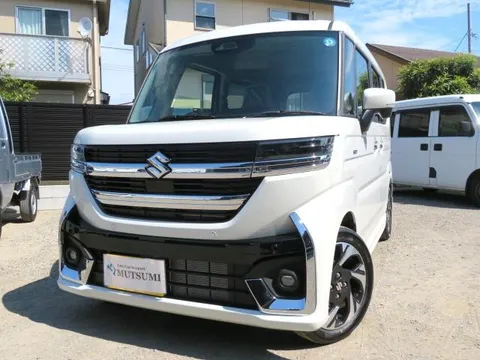 Suzuki Spacia Custom