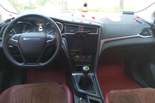 Venucia D60
