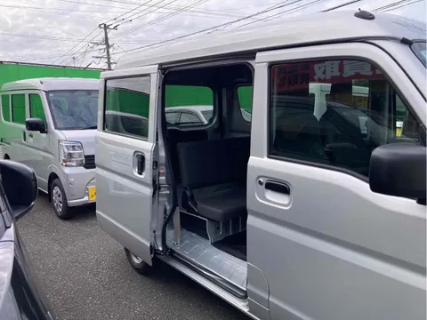 Nissan Clipper