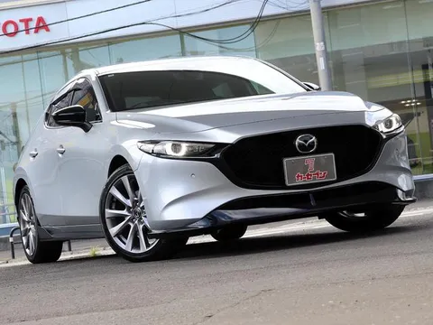 Mazda MAZDA3 Fastback