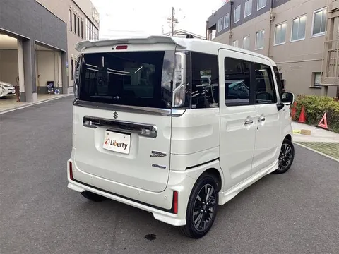 Suzuki Spacia Custom