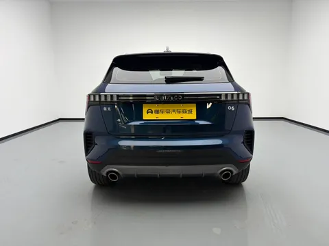 Lynk & Co Lynk & Co 06