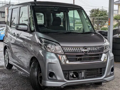 Nissan Dayz Roox