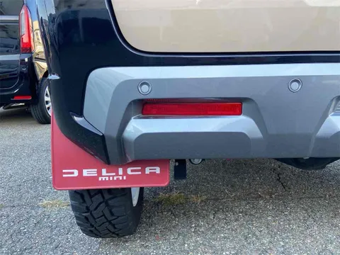 Mitsubishi Delica Mini