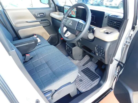 Mitsubishi Delica Mini