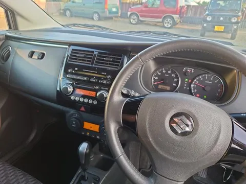 Suzuki Cervo