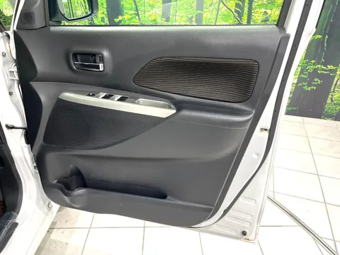 Mitsubishi eK Space Custom