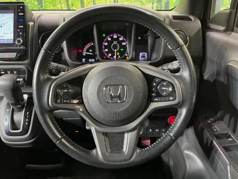 Honda N-WGN Custom