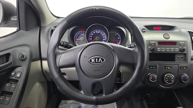 Kia Cerato (Forte)
