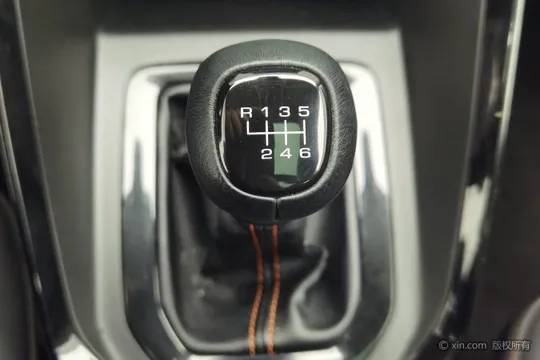 Baojun RS-3