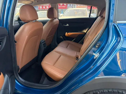 Kia KX