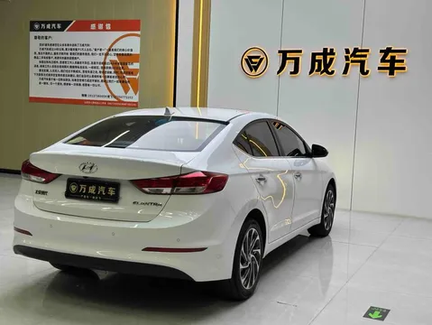 Hyundai Elantra (Avante)