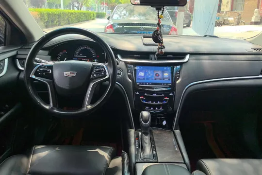 Cadillac XTS
