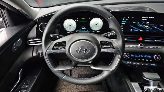 Hyundai Elantra (Avante)