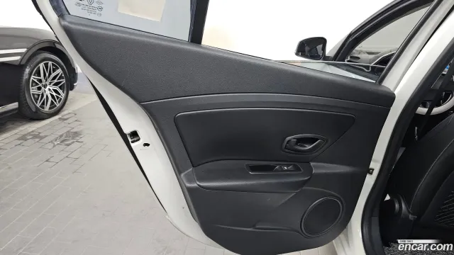 Renault SM3