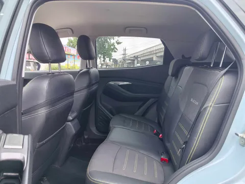 Baojun RS-3