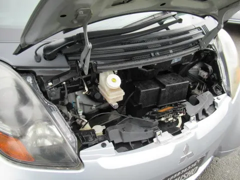 Mitsubishi I