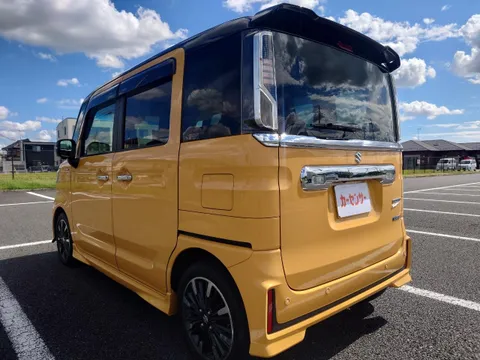Suzuki Spacia Custom