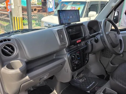 Nissan Clipper
