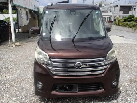 Nissan Dayz Roox