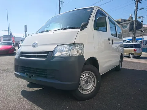 Toyota TownAce Van