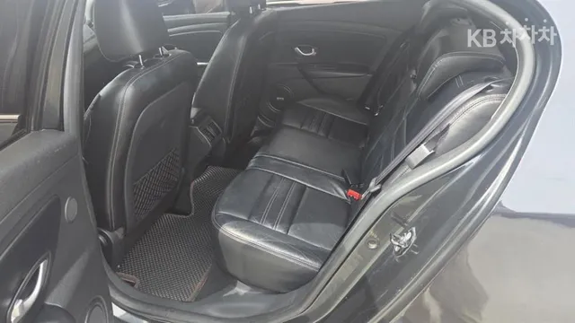 Renault SM3