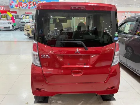 Mitsubishi eK Space
