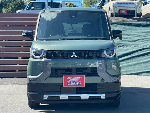 Mitsubishi Delica Mini