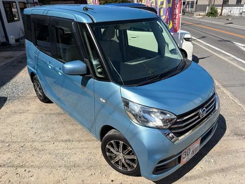 Nissan Dayz Roox