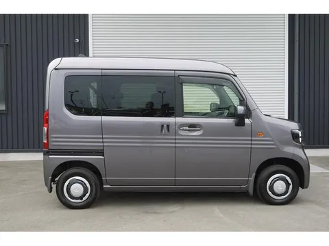 Honda N-VAN Plus Style