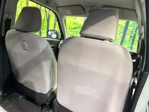 Daihatsu Mira Tocot