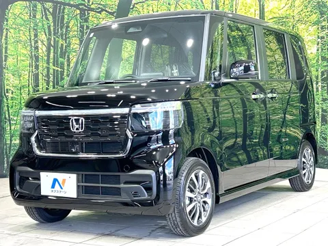 Honda N-BOX Custom