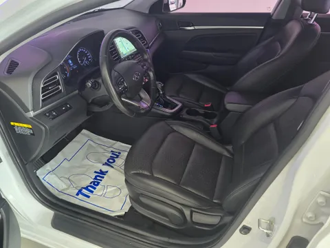 Hyundai Elantra (Avante)