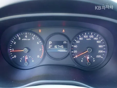 Kia Deluxe
