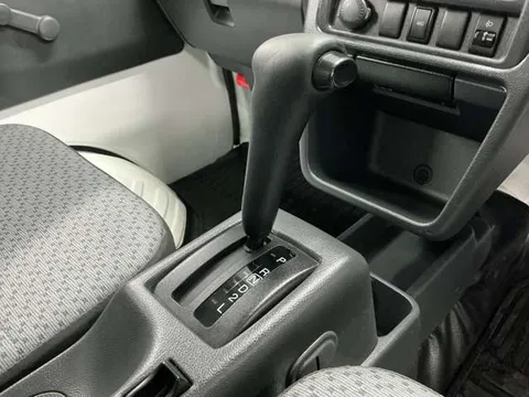 Nissan Clipper Truck