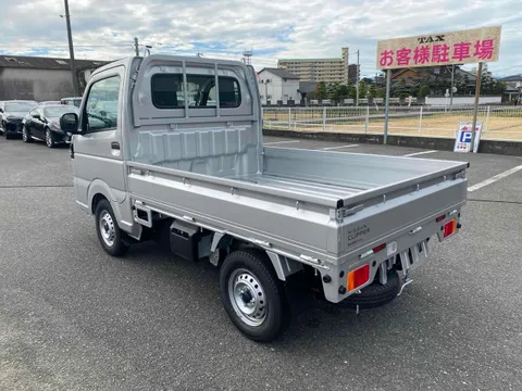 Nissan Clipper Truck