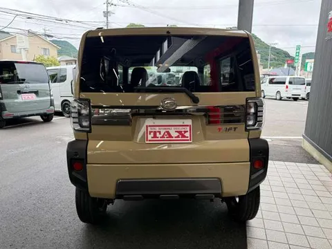 Daihatsu Taft