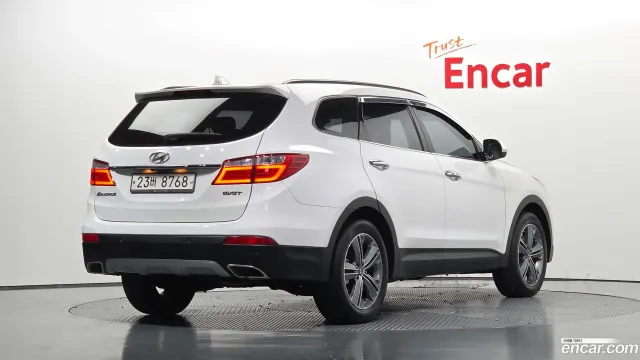 Hyundai Grand Santa Fe (Maxcruz)