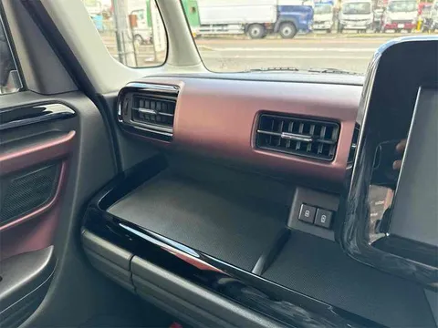 Suzuki Spacia Custom