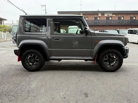 Suzuki Jimny Sierra