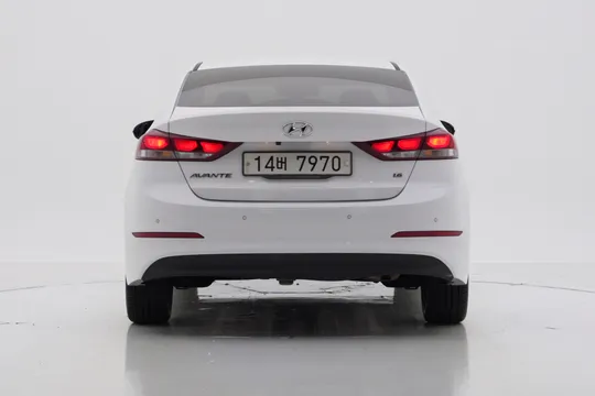 Hyundai Elantra (Avante)